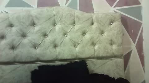 Megan and sophi online show from 03.04.25