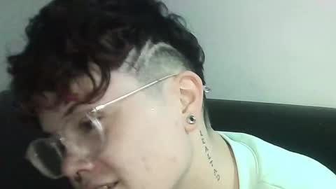 Megan and sophi online show from 03.09.25