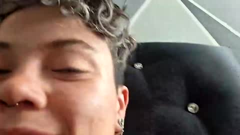 Megan and sophi online show from 10.16.25