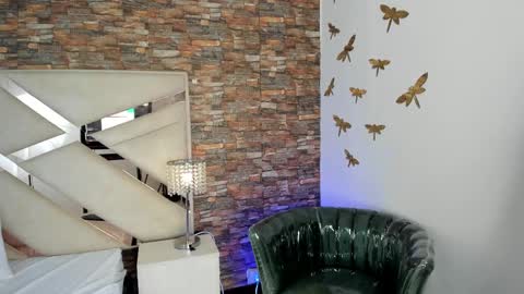     online show from 09.10.25