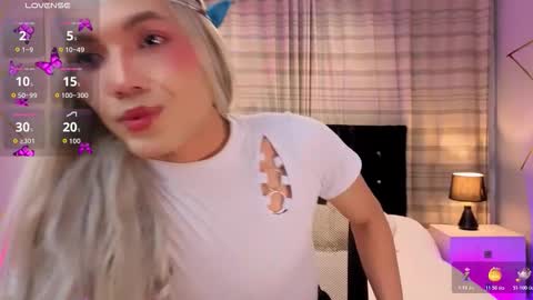 megan do santos online show from 11.09.25