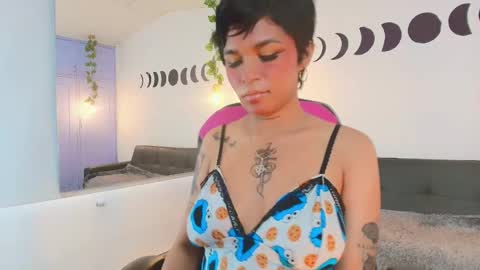 Snapshot of megan_hottts chatting on 01.16.26 megan_hottts online show from 01.16.26