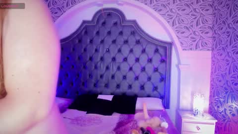 megan_jall online show from 11.06.25