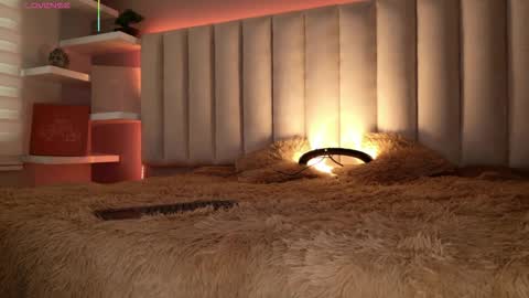 Snapshot of megan_moore__ chatting on 11.25.25 online show from 11.25.25