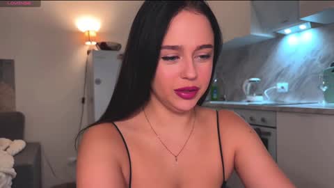 Snapshot of megan_nilson chatting on 01.05.25 Megan online show from 01.05.25