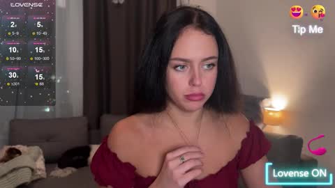 Snapshot of megan_nilson chatting on 11.05.25 Megan online show from 11.05.25