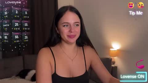 Snapshot of megan_nilson chatting on 11.25.25 Megan online show from 11.25.25