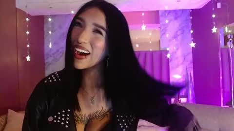Snapshot of megan_saint chatting on 06.22.26 megan_saint online show from 06.22.26