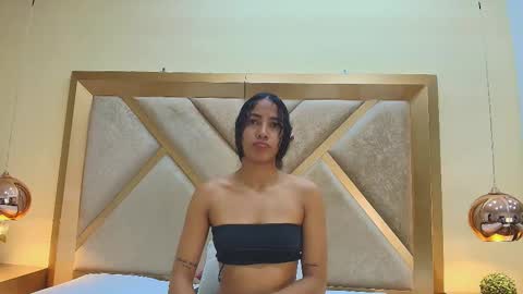 Megan Siner online show from 11.22.25