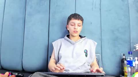 megan_thompsonn_ online show from 02.15.26