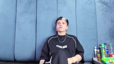megan_thompsonn_ online show from 04.24.26