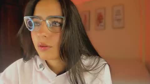 megan online show from 12.02.25