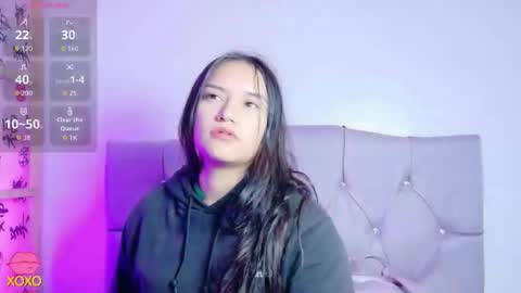 Snapshot of megan_xoxo1 chatting on 11.13.25 Megan online show from 11.13.25