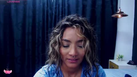 M E G A N   online show from 12.04.24