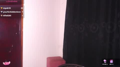 M E G A N   online show from 12.21.24