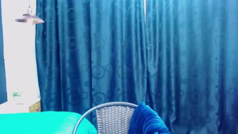 M E G A N   online show from 02.17.25