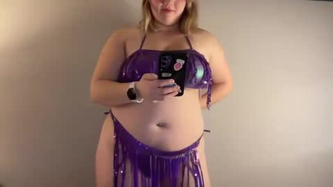 Snapshot of meganashleyy212 chatting on 02.02.25 Meganashleyy212 online show from 02.02.25