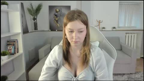 Snapshot of meganboyr chatting on 04.08.26 Meganboyr online show from 04.08.26