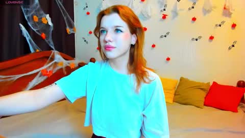 megancat333 online show from 11.14.25