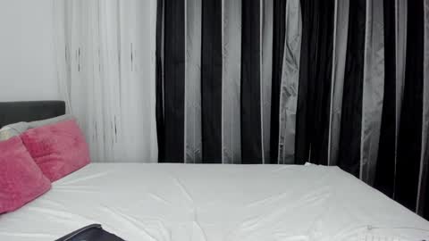 megancherrly online show from 12.06.24