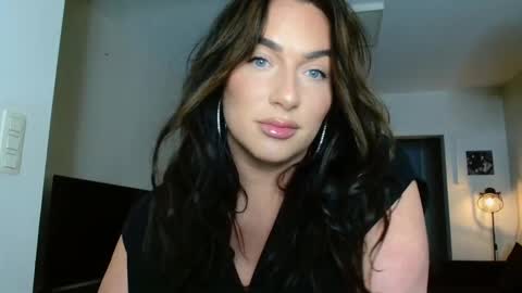 Megan Cox online show from 01.12.25