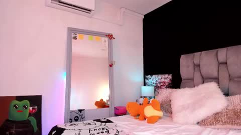 Emma Cyrus online show from 02.20.26