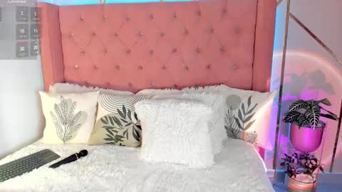 Megan Nice to meet you  online show from 03.11.25