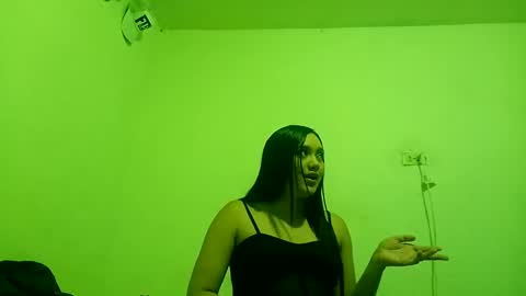 Snapshot of meganhot2004 chatting on 02.23.25 meganhot2004 online show from 02.23.25