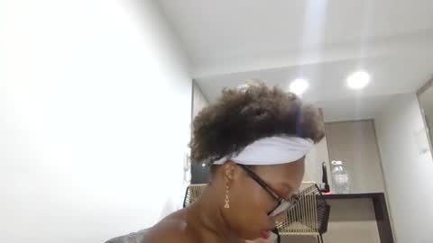 megan        online show from 06.07.26