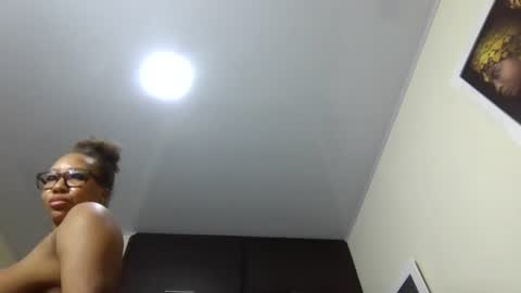 megan        online show from 07.08.26