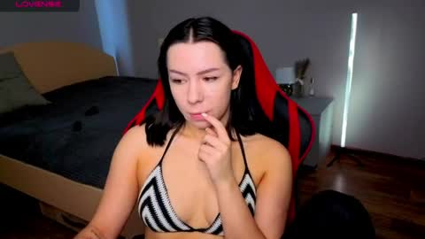 Snapshot of meganluss chatting on 05.12.26 meganluss online show from 05.12.26