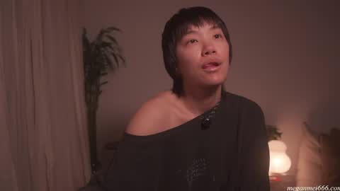 Snapshot of meganmei666 chatting on 05.28.26 for more 3 online show from 05.28.26