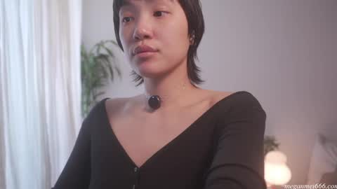 Snapshot of meganmei666 chatting on 06.01.26 for more 3 online show from 06.01.26