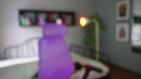 Snapshot of meganpeach_ chatting on 11.27.25 meganpeach_ online show from 11.27.25