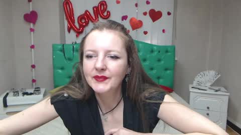 MeganPirs online show from 04.15.26
