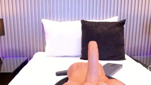 Megan  online show from 05.01.26