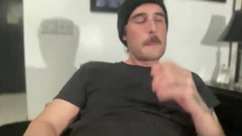 Snapshot of meganriverxxx chatting on 12.15.25 meganriverxxx online show from 12.15.25