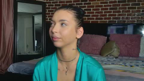 Snapshot of megansin_ chatting on 10.13.25 Megan online show from 10.13.25