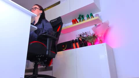 Snapshot of meganstones chatting on 01.06.26 Megan online show from 01.06.26