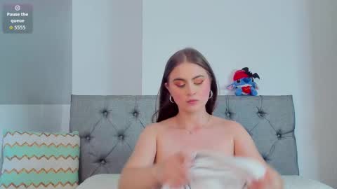 megansammy online show from 11.18.25