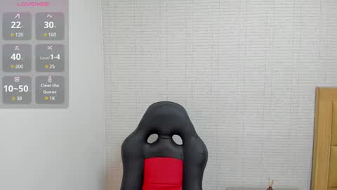 M E G A N  online show from 09.29.25