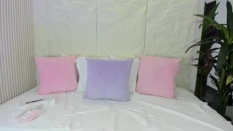 Megara20 online show from 11.08.25