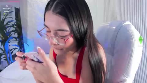 Megara20 online show from 12.02.25