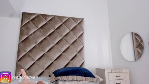 M E G A R A online show from 12.14.24