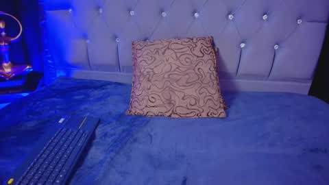 meggan online show from 10.17.25