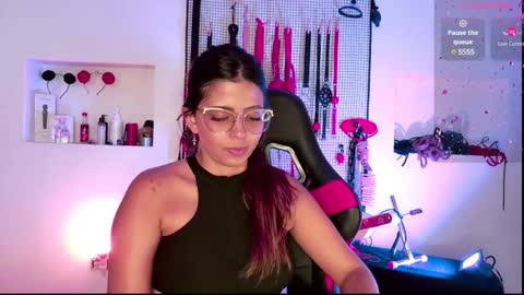 Snapshot of meggan_greey chatting on 01.23.25 Your best slave online show from 01.23.25