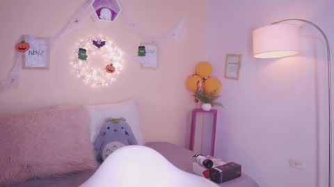 Meggie 1J online show from 10.30.25