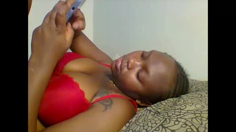 Snapshot of meghan_spice chatting on 10.12.25 meghan_spice online show from 10.12.25