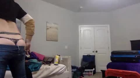 Snapshot of meghanhanx chatting on 01.01.25 meghan online show from 01.01.25