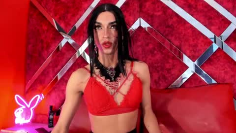 meghanqueen__ online show from 04.19.26